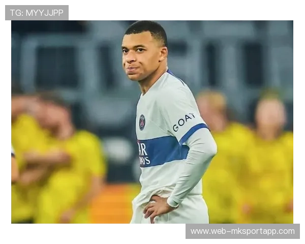 巴黎姆巴佩爆发冲击力训练加强全面提升速度与爆发，开启巅峰竞技新篇章